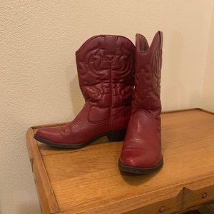 Red Cowgirl Boots size 8.5